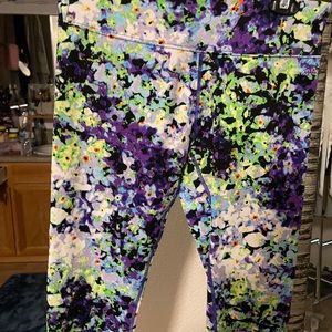 Calvin Klein yoga crop pants